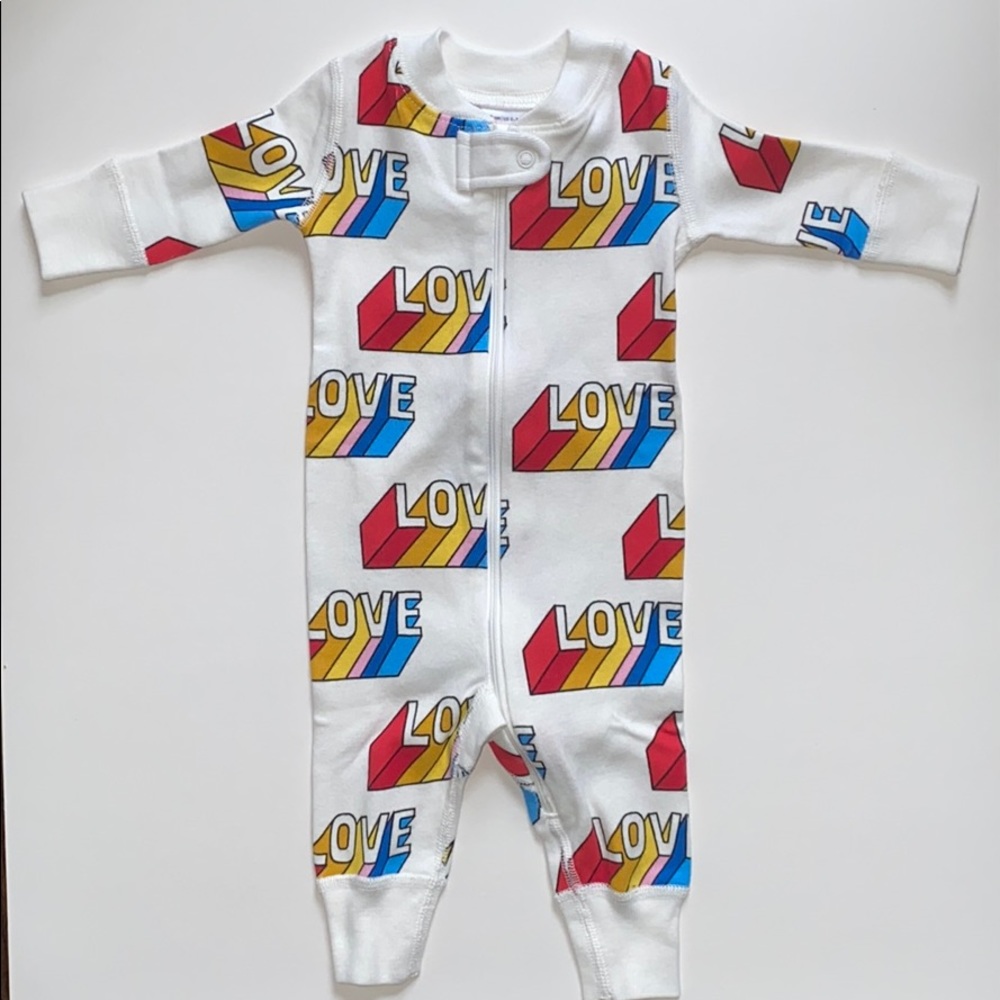 NWT Hanna Andersson LOVE PJs